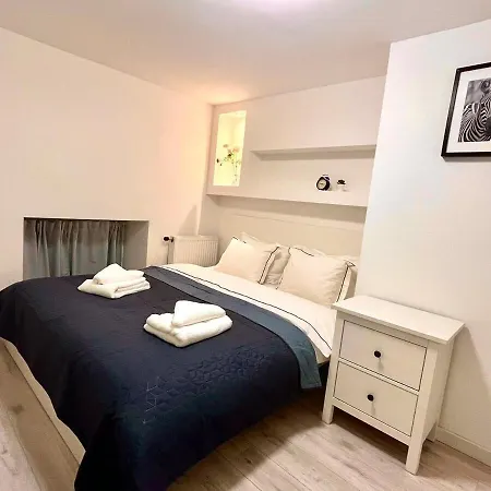 Cozy 2-bedroom In The Center * Budapest