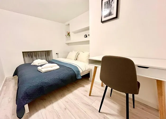Cozy 2-bedroom In The Center Apartmán Budapešť