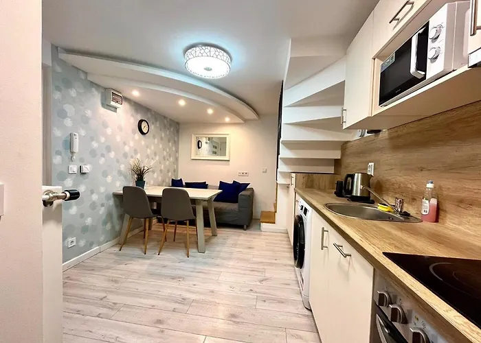 Apartmán Cozy 2-bedroom In The Center Budapešť